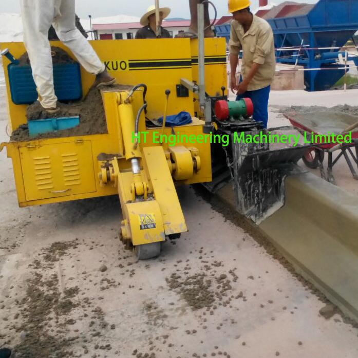 Road Concrere Curb  Kerb Making Machine , Paving Machine